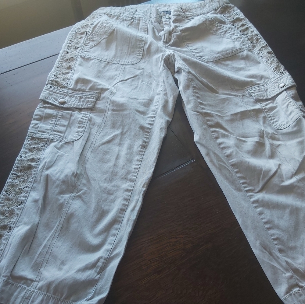 New STYLE & CO CAPRIS /B2B